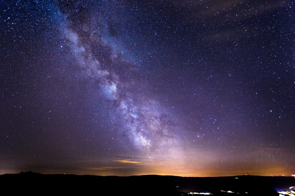 活ガニフルコースが楽しめる宿で星空が見える露天はどこ？