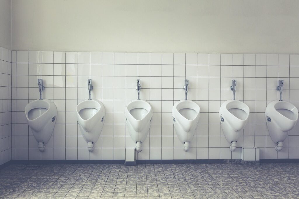 活ガニフルコースを楽しめる宿のトイレは共同でも大丈夫？